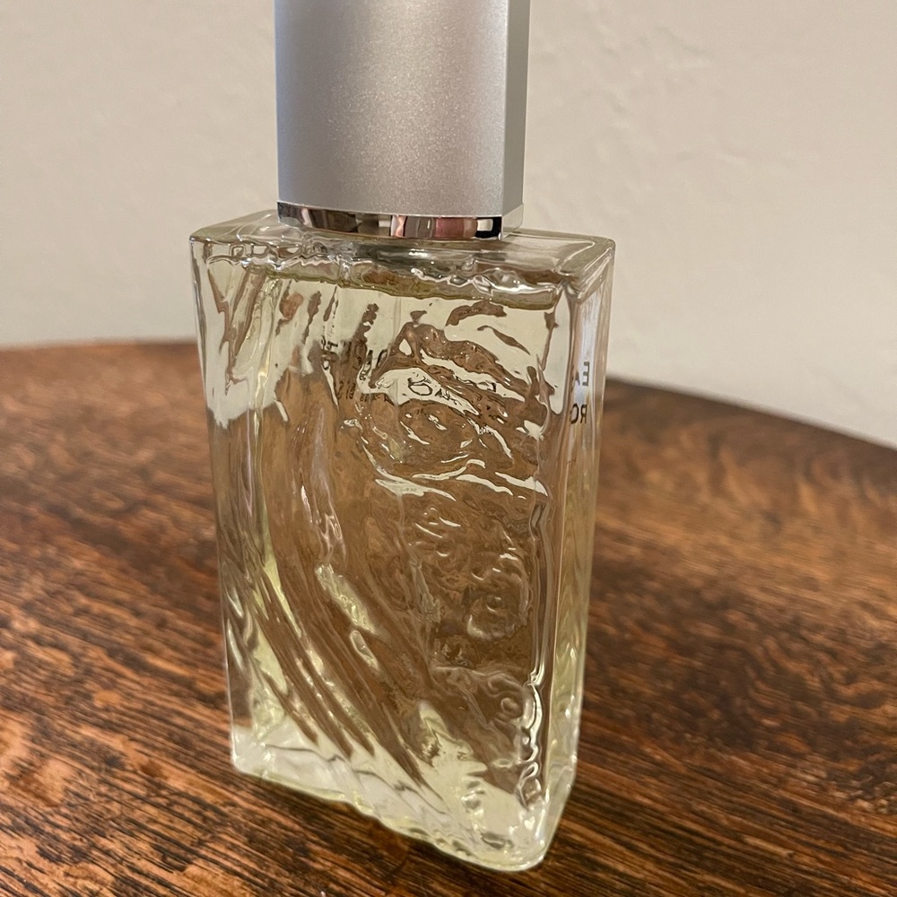 Eau De Rochas Eau De Toilette Spray By Rochas 100 ml, 3.3oz purchased in Paris